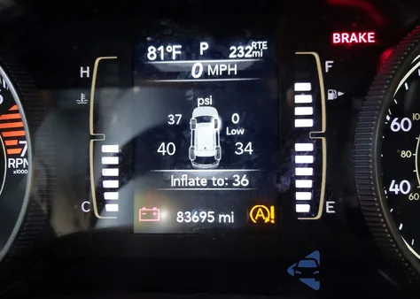 2020 Jeep Cherokee Latitude Plus 4X4 z USA, uszkodzony, nr VIN 1C4PJMLB1LD513822